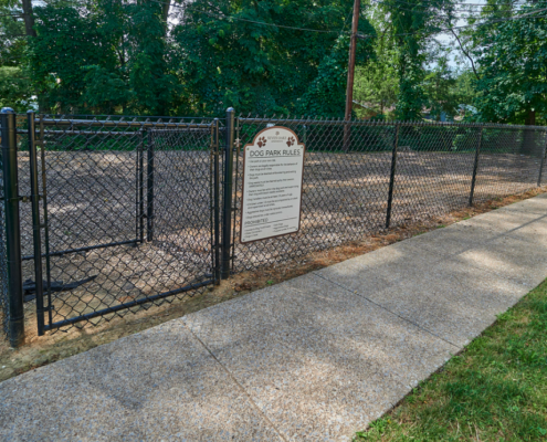 Seven Oaks Apartments Exterior Dog Park Detail