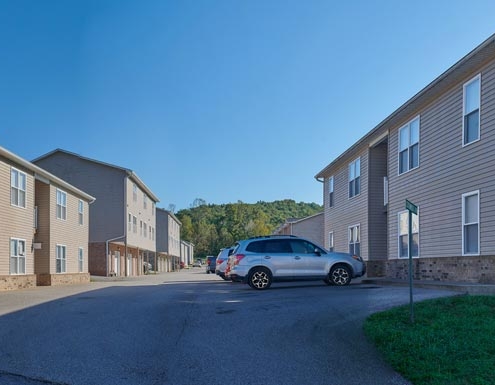 Hidden Brook Apartments and Townhomes