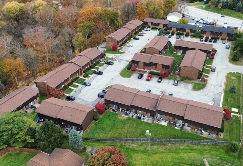 Briarwood Townhomes Exterior Detail