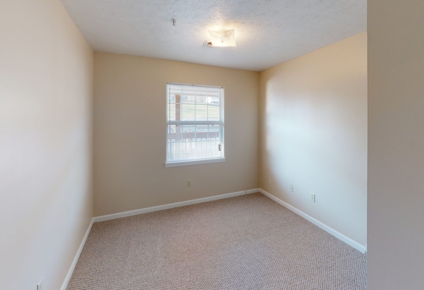 Hall-Valley-3-Bedroom 2